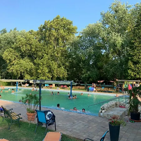 Lejlighed Mickey Mouse House - 80 M2 - Vulkan Furdo -spa